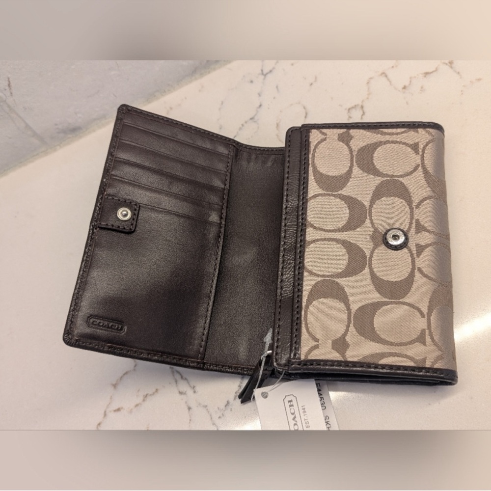 Coach Tan and Brown Signature Wallet - Picture 5 of 12